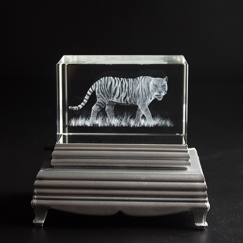 K9 Crystal Tiger Model Statue  - Paper Weight Crystal avaliação e preço