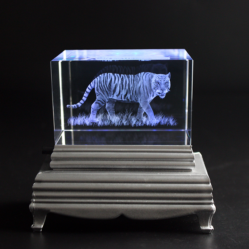 K9 Crystal Tiger Model Statue  - Paper Weight Crystal avaliação e preço